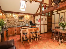 Corn House - Shropshire - 1021 - thumbnail photo 10