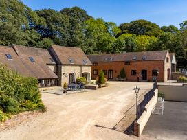 Corn House - Shropshire - 1021 - thumbnail photo 63