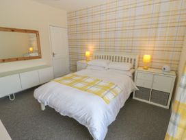 Hazelmere Cottage - Peak District - 1021053 - thumbnail photo 16