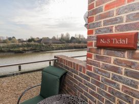 3 Tidal - Kent & Sussex - 1021217 - thumbnail photo 3