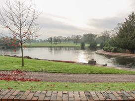 Lakeside Cottage - Peak District - 1021414 - thumbnail photo 23