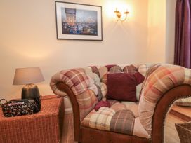 Salmon Cottage - North Yorkshire (incl. Whitby) - 1021542 - thumbnail photo 6