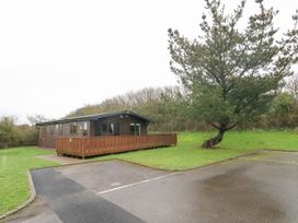 16 Amber Wood Lodge - Hampshire - 1021624 - thumbnail photo 24