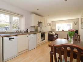 Cartwheel Cottage - North Yorkshire (incl. Whitby) - 1022390 - thumbnail photo 11