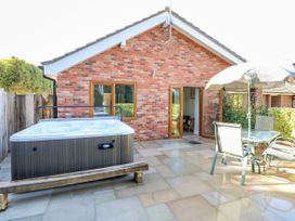 Sherwood Lodge - Central England - 1022598 - thumbnail photo 23