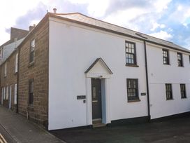 A house exterior view at 21 Alverton Street in Penzance