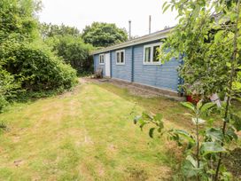 The Beach Shack - South Wales - 1024115 - thumbnail photo 3