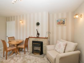 Ground Floor Annexe - Cotswolds - 1024672 - thumbnail photo 6