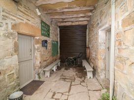 Moldy Warp Barn - Yorkshire Dales - 1024925 - thumbnail photo 14