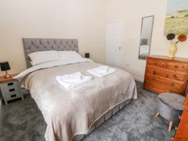 10 Smalldale Cottages - Peak District - 1024992 - thumbnail photo 14