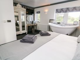 Lock View - Yorkshire Dales - 1025298 - thumbnail photo 10