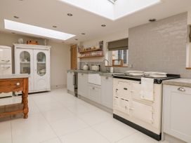 Butlers Lodge - Peak District - 1025364 - thumbnail photo 10