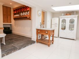 Butlers Lodge - Peak District - 1025364 - thumbnail photo 13