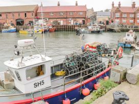 High Tides - North Yorkshire (incl. Whitby) - 1025616 - thumbnail photo 17