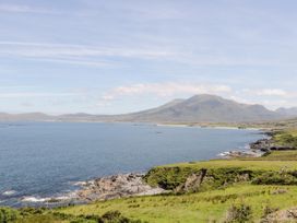 Clifftop Haven - Shancroagh & County Galway - 1025802 - thumbnail photo 26