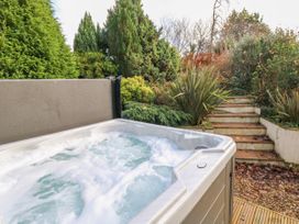 The Briars - South Wales - 1026452 - thumbnail photo 3
