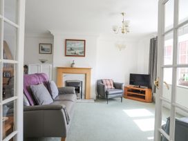 Sea View Cottage - Anglesey - 1026532 - thumbnail photo 7