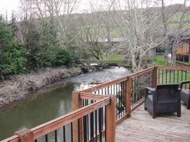 Willow River Lodge - Shropshire - 1026698 - thumbnail photo 2