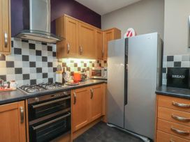 Apartment 4 - North Yorkshire (incl. Whitby) - 1034058 - thumbnail photo 10