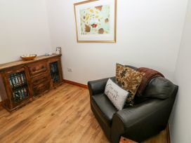 Dill Cottage - South Wales - 1035706 - thumbnail photo 15