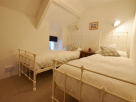 Little Barn Cottage - South Wales - 1035773 - thumbnail photo 16