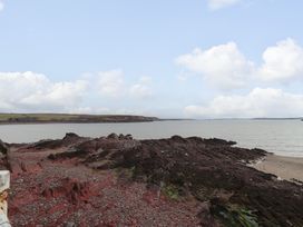 Blackrock Boathouse - South Wales - 1036102 - thumbnail photo 2