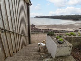 Blackrock Boathouse - South Wales - 1036102 - thumbnail photo 19