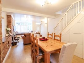 7 Oaklands Terrace - Suffolk & Essex - 1036583 - thumbnail photo 7