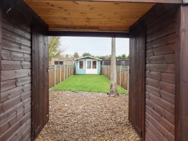 7 Oaklands Terrace - Suffolk & Essex - 1036583 - thumbnail photo 23