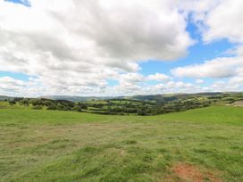 Marches Way - Mid Wales - 1036995 - thumbnail photo 14