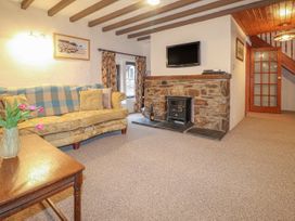 Barn Court Cottage - South Wales - 1037109 - thumbnail photo 2