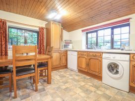 Barn Court Cottage - South Wales - 1037109 - thumbnail photo 6