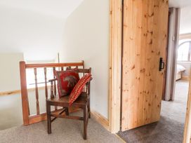 Barn Court Cottage - South Wales - 1037109 - thumbnail photo 13