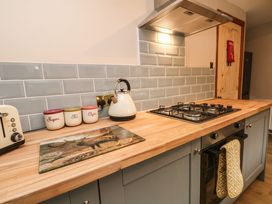 Shamrock Cottage - Peak District - 1037958 - thumbnail photo 11
