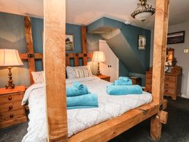 Shamrock Cottage - Peak District - 1037958 - thumbnail photo 16