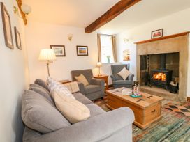 Old Cottage - Peak District - 1038047 - thumbnail photo 4