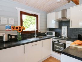 Sunny View - Mid Wales - 1038274 - thumbnail photo 10