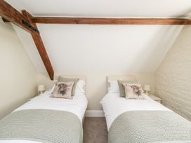 The Coach House - Cotswolds - 1038531 - thumbnail photo 15