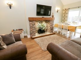 Cartwheel Cottage at Broadings Farm - North Yorkshire (incl. Whitby) - 1039011 - thumbnail photo 6