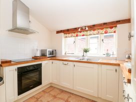 Chapel Cottage - North Wales - 1039447 - thumbnail photo 7