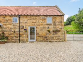 Meadowsweet - North Yorkshire (incl. Whitby) - 1039497 - thumbnail photo 2