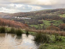 Meadowsweet - North Yorkshire (incl. Whitby) - 1039497 - thumbnail photo 49