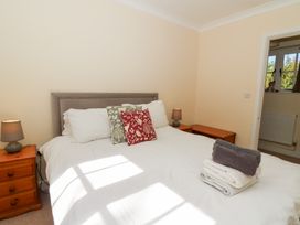 Glyn Yr Efail - South Wales - 1039765 - thumbnail photo 14