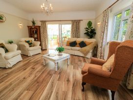 Downs View - Somerset & Wiltshire - 1040766 - thumbnail photo 3