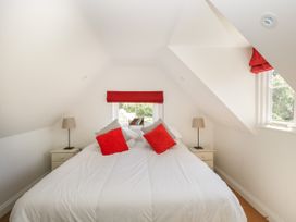 The Coach House - Hampshire - 1041121 - thumbnail photo 23