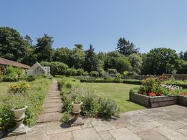 The Coach House - Hampshire - 1041121 - thumbnail photo 33