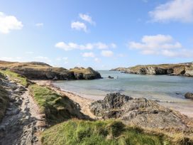 5 Porthdafarch South Cottages - Anglesey - 1042998 - thumbnail photo 18