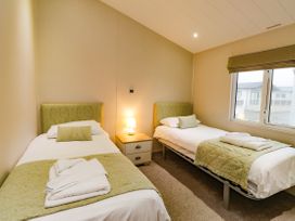 2 bedroom Lodge at Pevensey Bay - Kent & Sussex - 1043960 - thumbnail photo 10