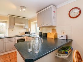 The Hayloft Cottage Apartment - Dorset - 1044776 - thumbnail photo 8