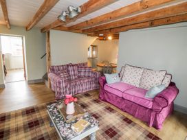 7 Lilac Terrace - North Yorkshire (incl. Whitby) - 1044845 - thumbnail photo 5